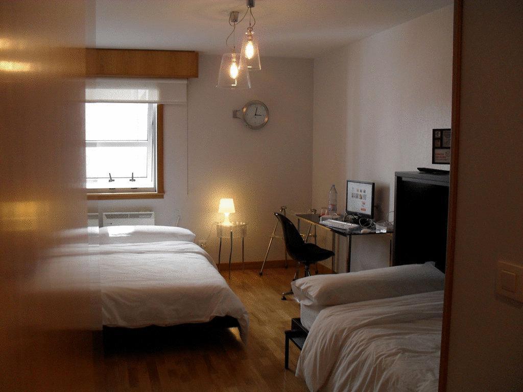 Hotel Ofi A Coruña Δωμάτιο φωτογραφία